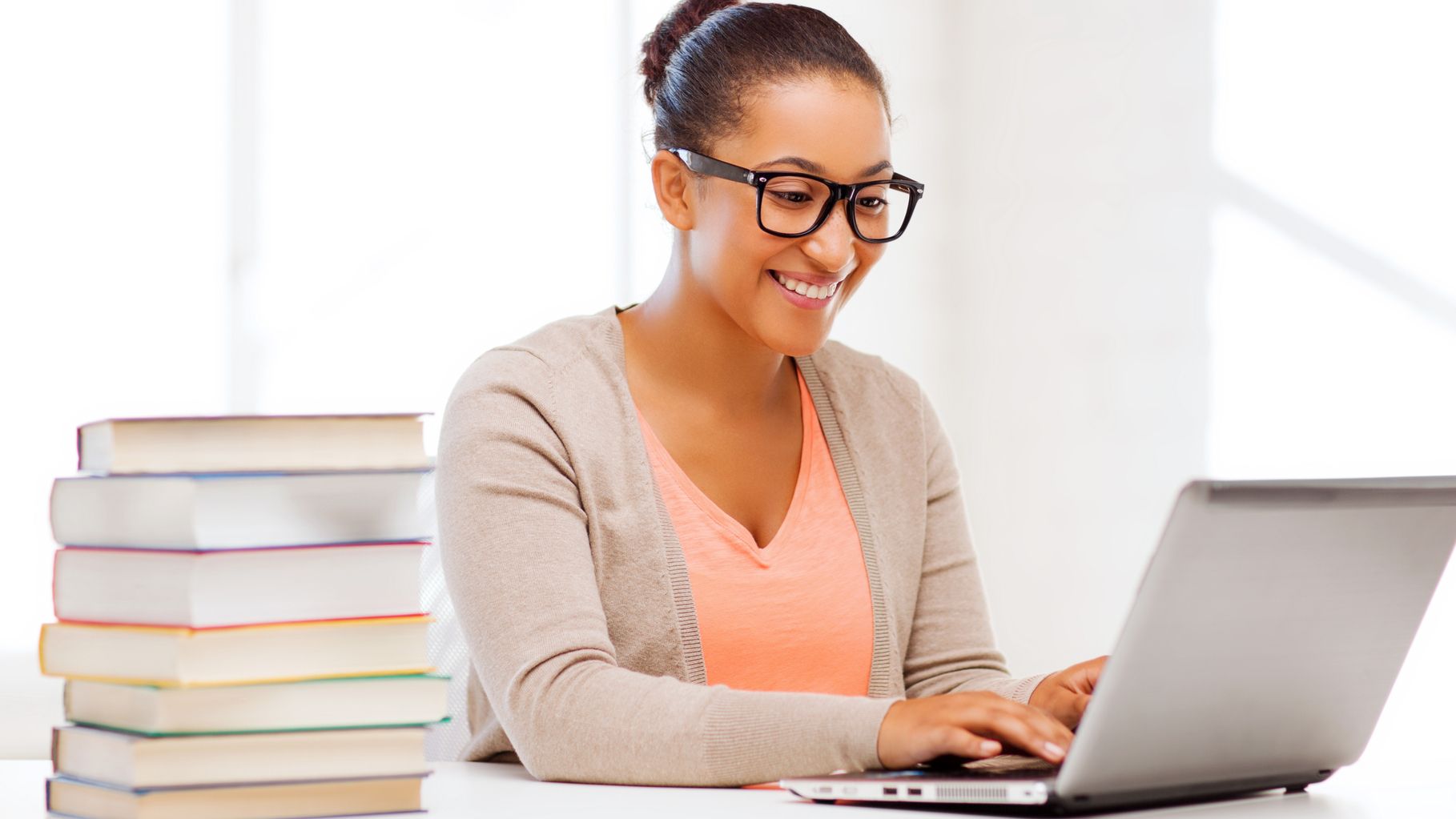 What is the Structure of a Critical Analysis Essay?